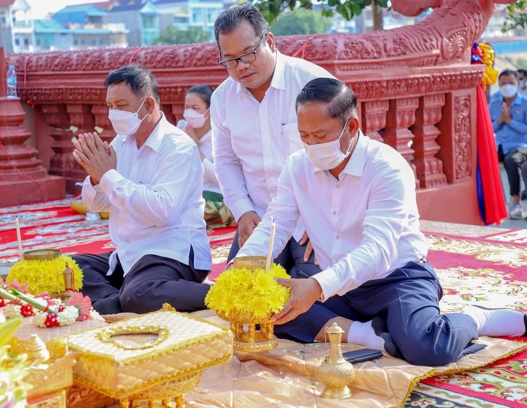 រដ្ឋបាលខេត្តកំពង់ស្ពឺ ប្រារព្ធពិធីក្រុងពាលីសុំសេចក្ដីសុខ ដើម្បីរៀបចំកំពង់ស្ពឺសង្រ្កាន្តនាពេលខាងមុខ